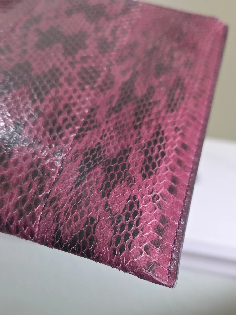 Michael Kors Purple/Gold Geniune Snake Skin Large Leather Wristlet EUC - Picture 8 of 13